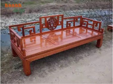 Khám phá vẻ đẹp của giường la hán gỗ tự nhiên-SBT 007