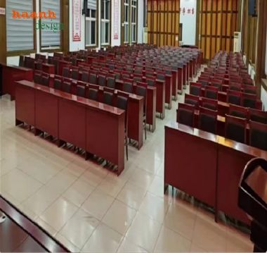 Top mẫu bàn ghế hội trường bằng gỗ hiện đại, bền đẹp-BHN 006