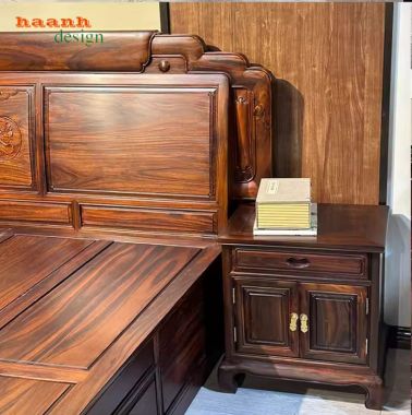 Giường ngủ gỗ mun giả cổ – Giải pháp phòng ngủ sang trọng-GNC 012