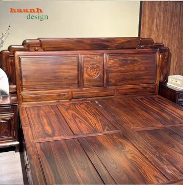 Giường ngủ gỗ mun giả cổ – Giải pháp phòng ngủ sang trọng-GNC 012