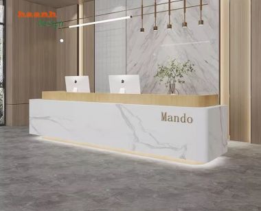 Quầy lễ tân khách sạn Bí quyết tạo ấn tượng với du khách-QLK 007