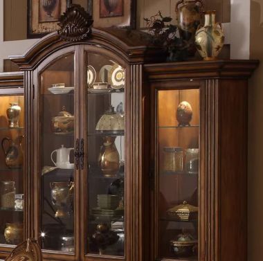 Mẫu tủ rượu tân cổ điển đẹp sang trọng cho phòng khách cao cấp-TCC 016