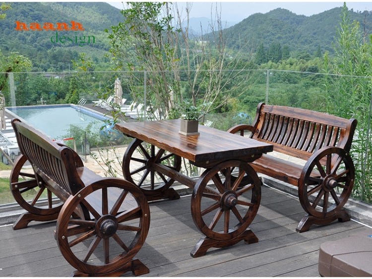 Bàn ghế gỗ ngoài trời