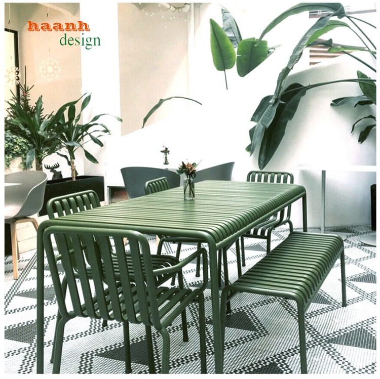 Bàn ghế sắt ngoài trời