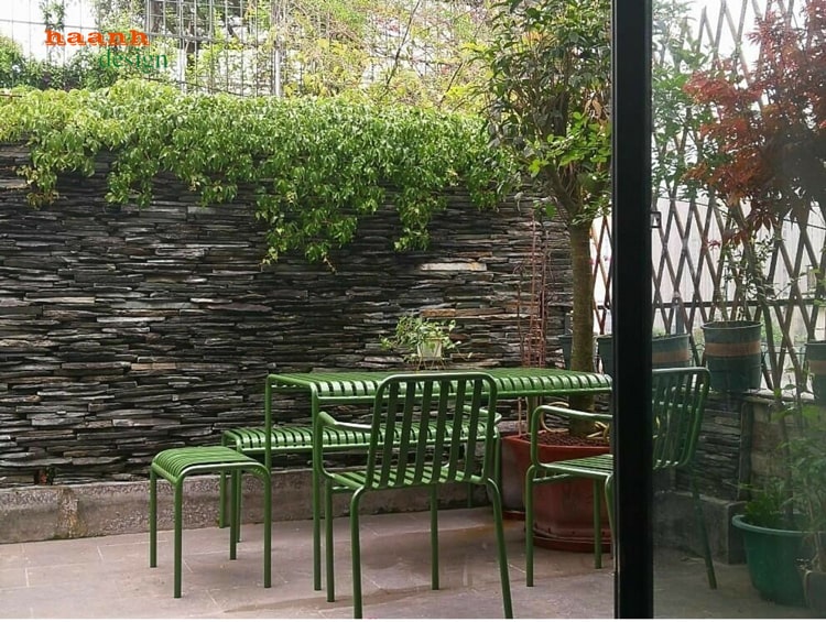 Bàn ghế sắt ngoài trời