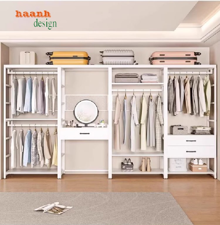  kệ treo quần &aacute;o bằng sắt showroom