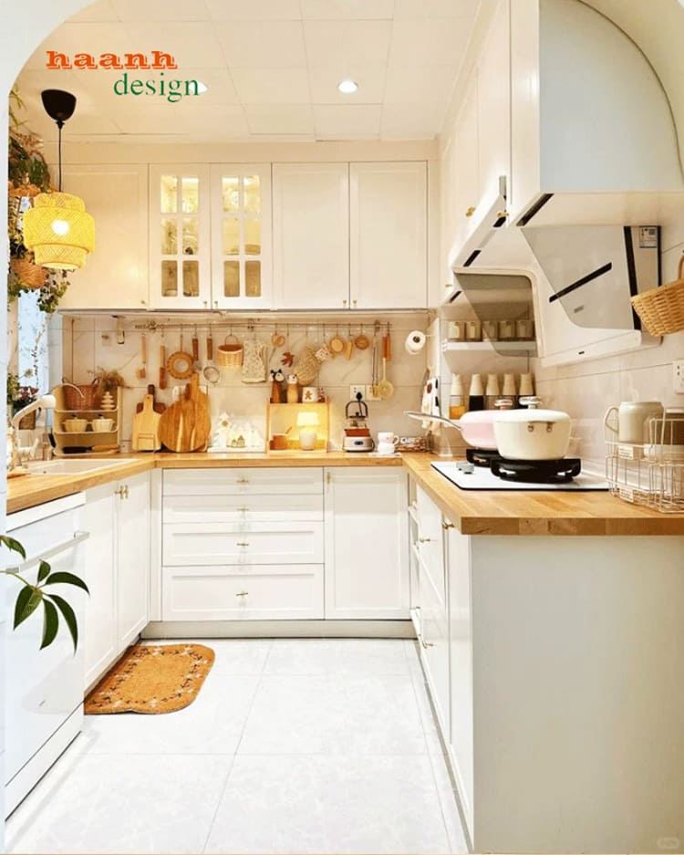 Tủ bếp gỗ tự nhi&ecirc;n