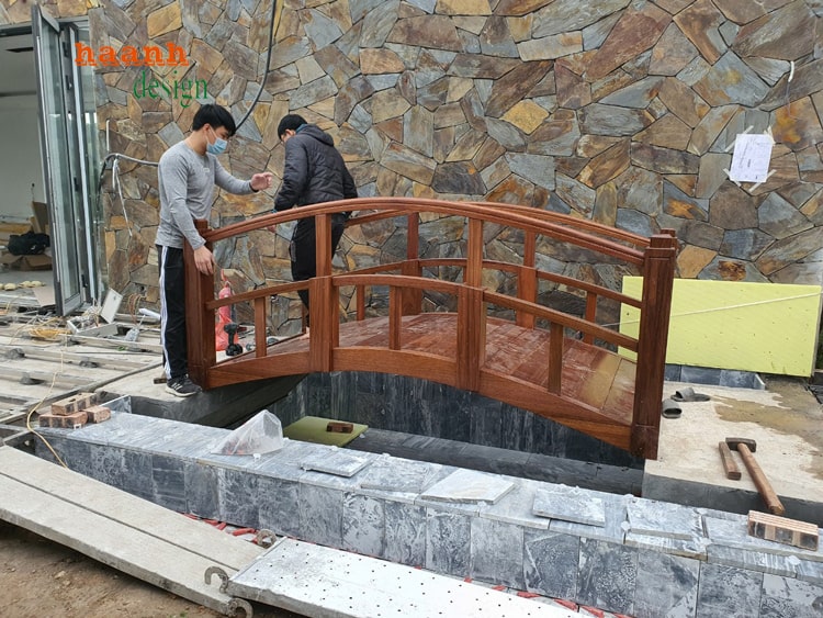 Cầu gỗ teak ngoài trời Lựa chọn hoàn hảo cho không gian sống