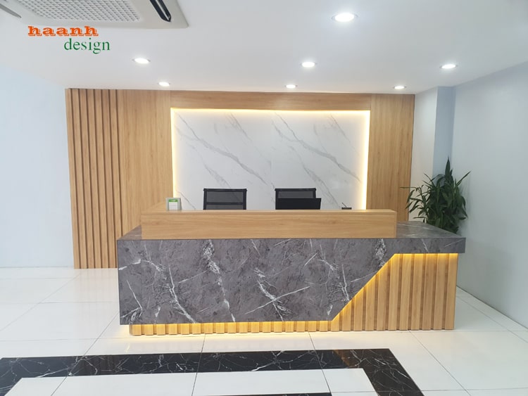 Thi công quầy lễ tân gỗ công nghiệp giả đá chất lượng cao cấp 